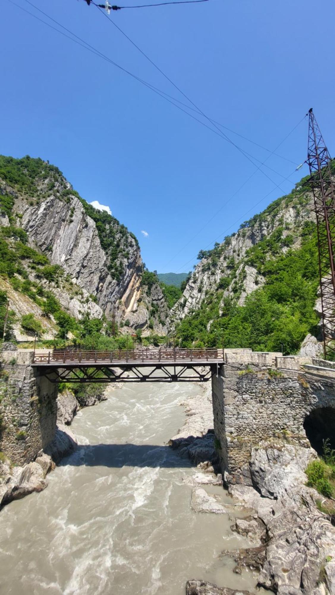 Kesane In Racha Villa Tsesi Exterior foto