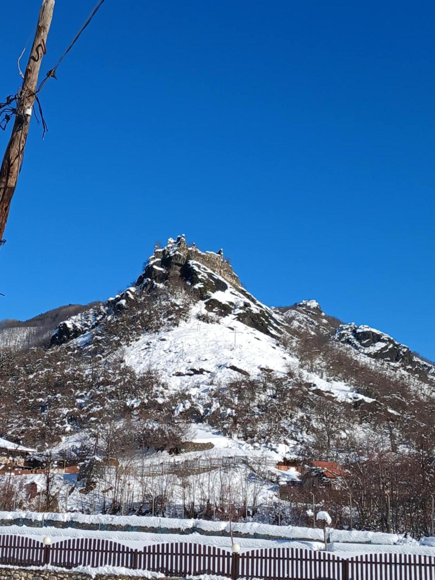 Kesane In Racha Villa Tsesi Exterior foto